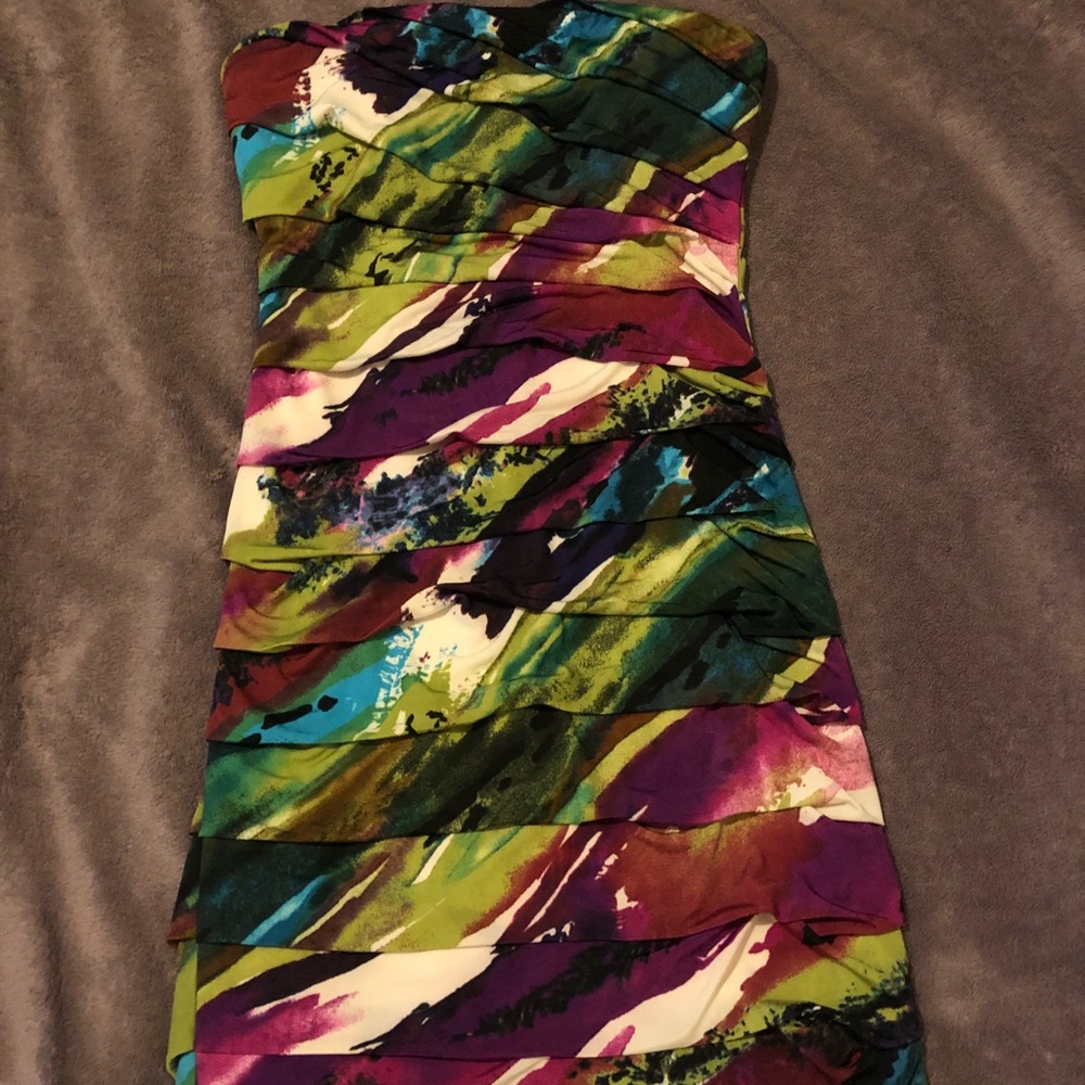 Tight fitting tube dress, very colorful!